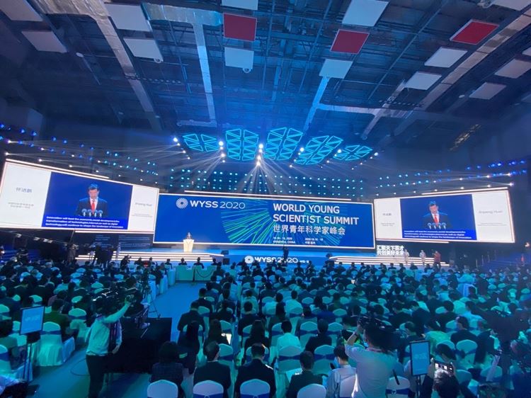 عقدت القمة العالمية للعلماء الشباب لعام 2020